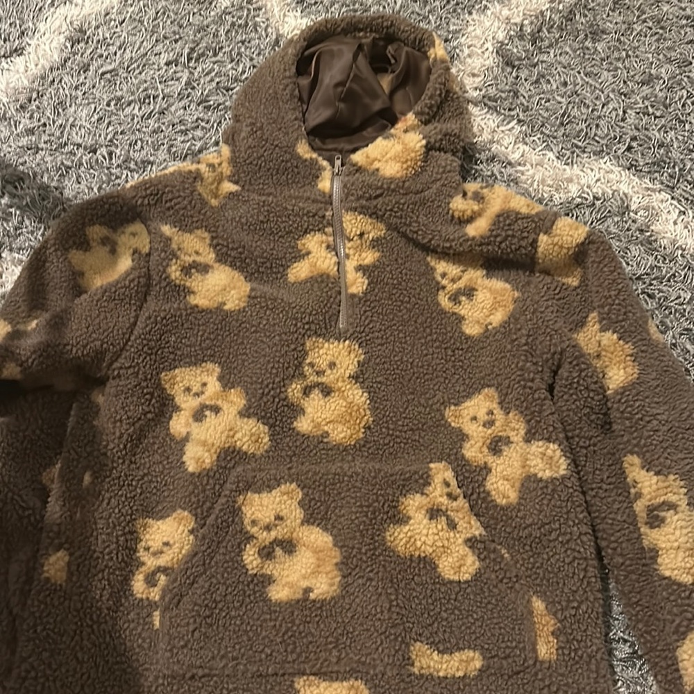 thick and fluffy aelfric eden teddy bear sweatshirt (lined with coat material)